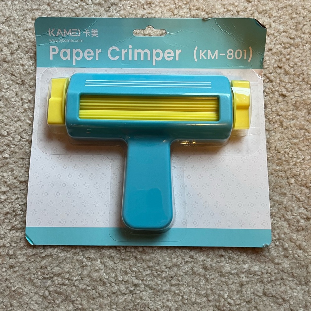 Kamei Blue and Yellow Paper Crimper